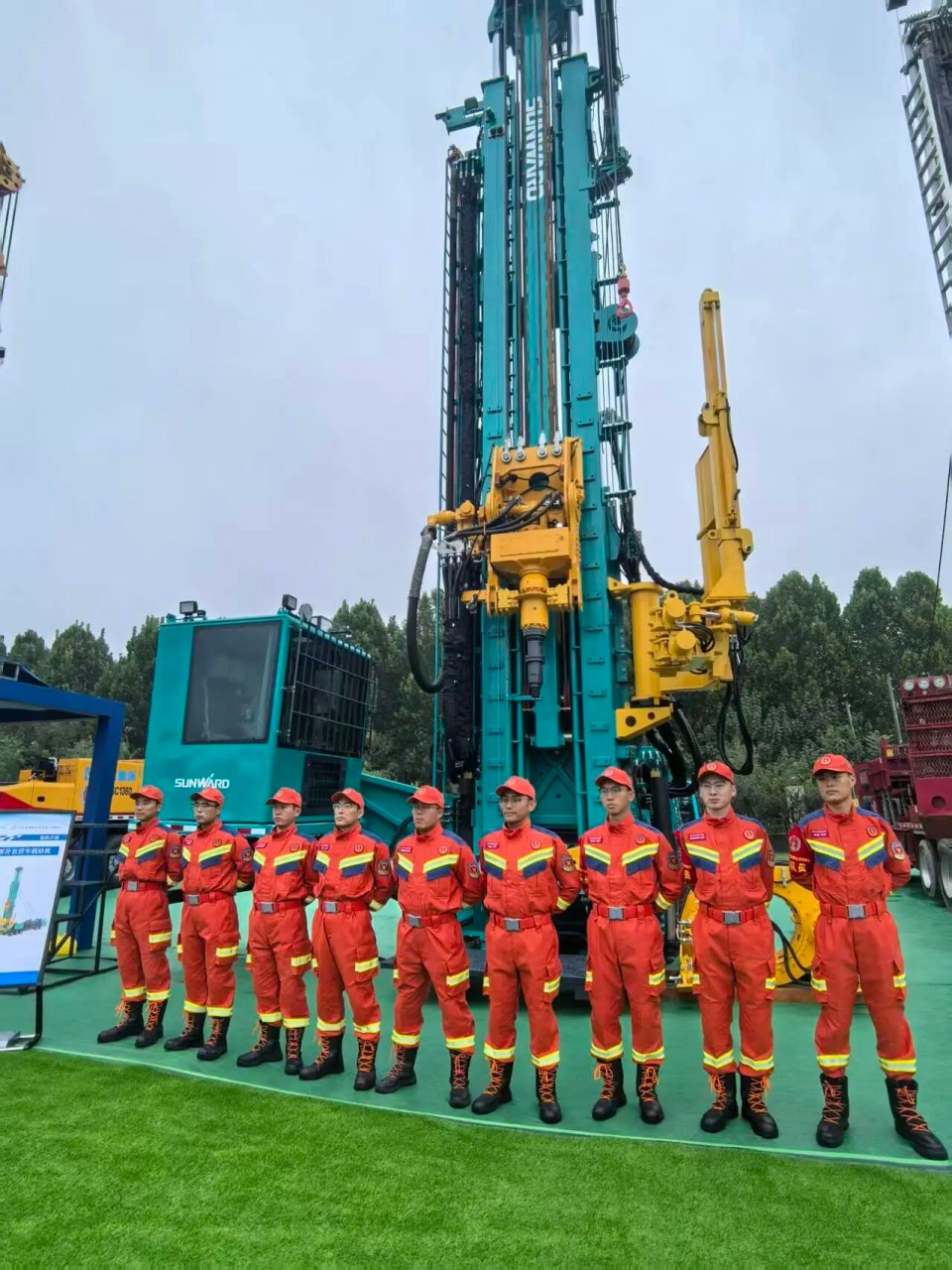 科技赋能救援!山河智能创新装备亮相第十三届全国矿山救援技能竞赛